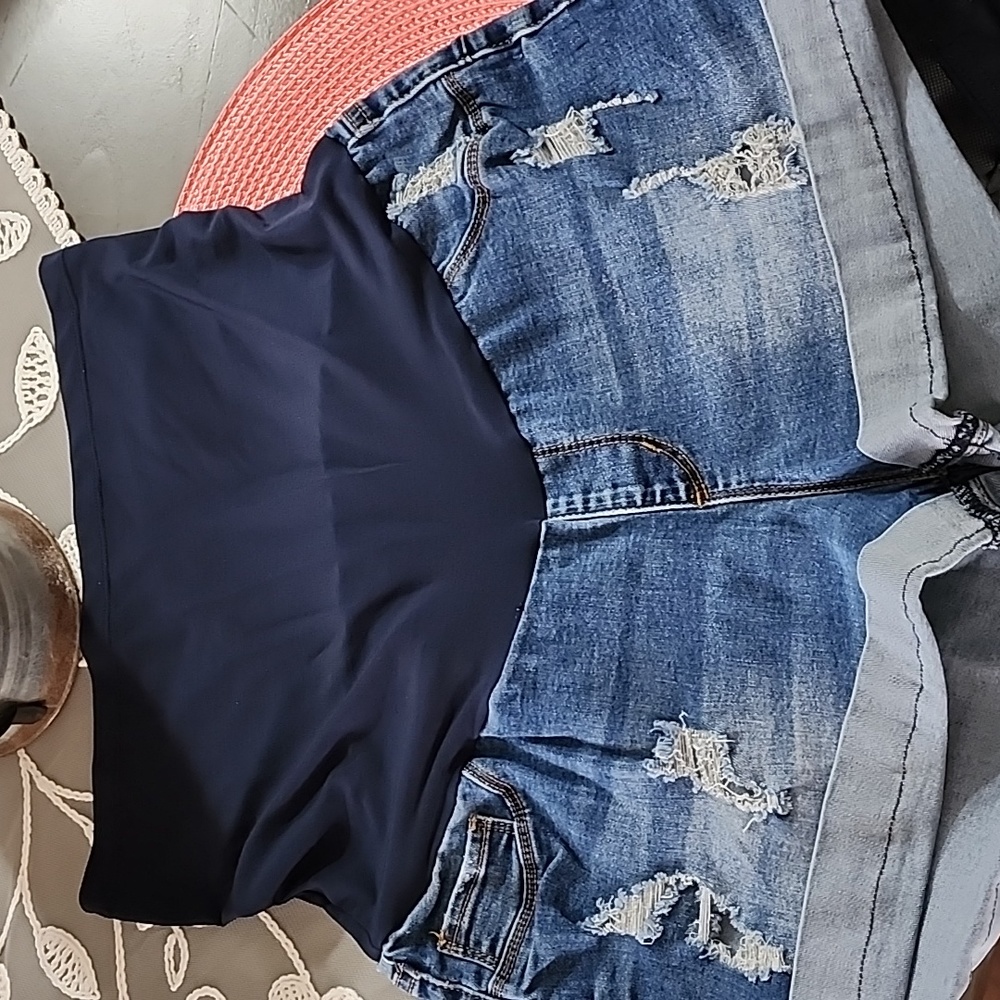 S.O.N.G MATERNITY SHORT XL - Picture 1 of 1